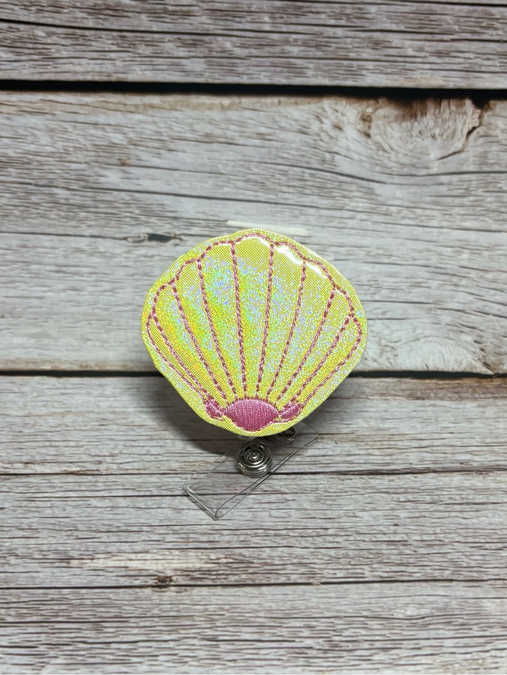Badge Reel- Sea Shell